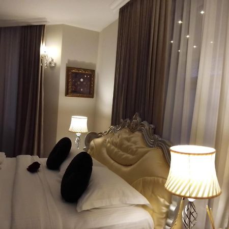 Отель Casa Maria Roses Рышнов Экстерьер фото
